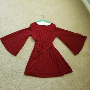 Maroon dress w/ bell sleeves